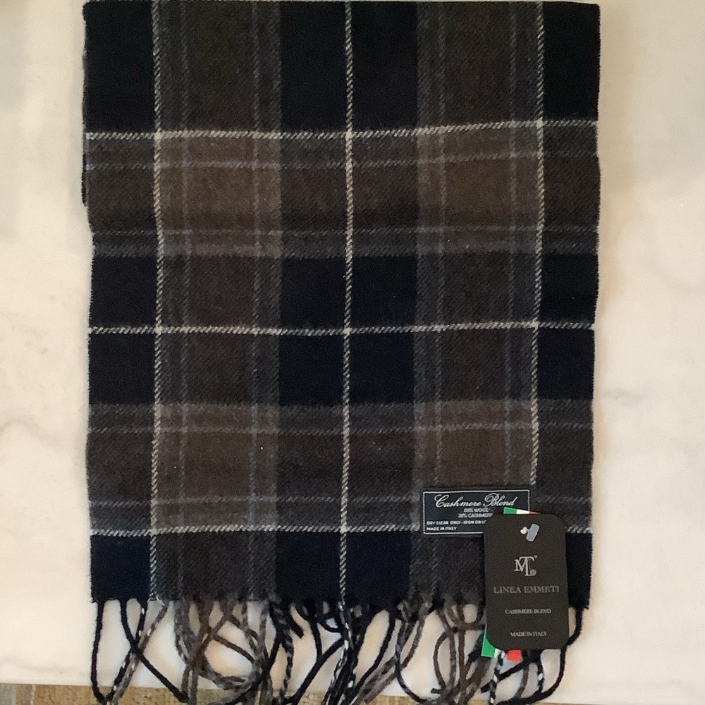 Linea Emmeti Cashmere Wool Blend Scarf, Brand New